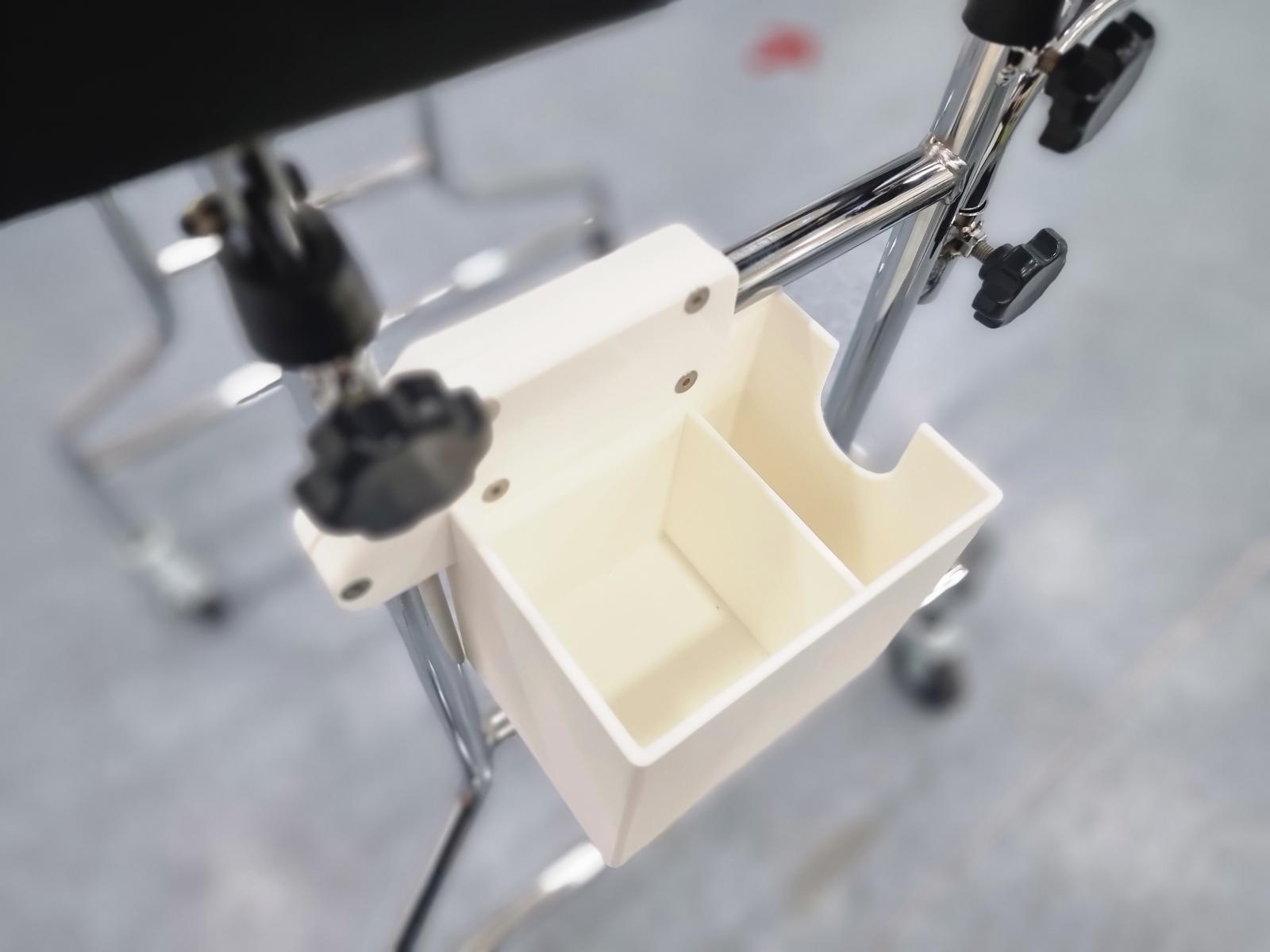 보행기 물품보관함