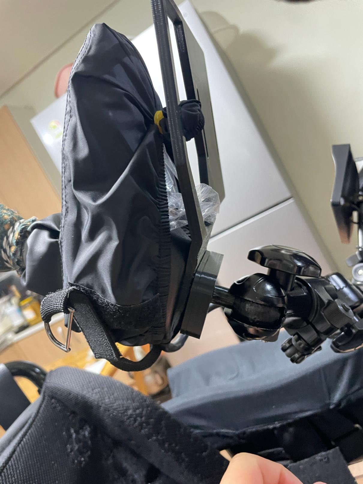 맞춤 브라켓 및 휴대폰 거치대 제작