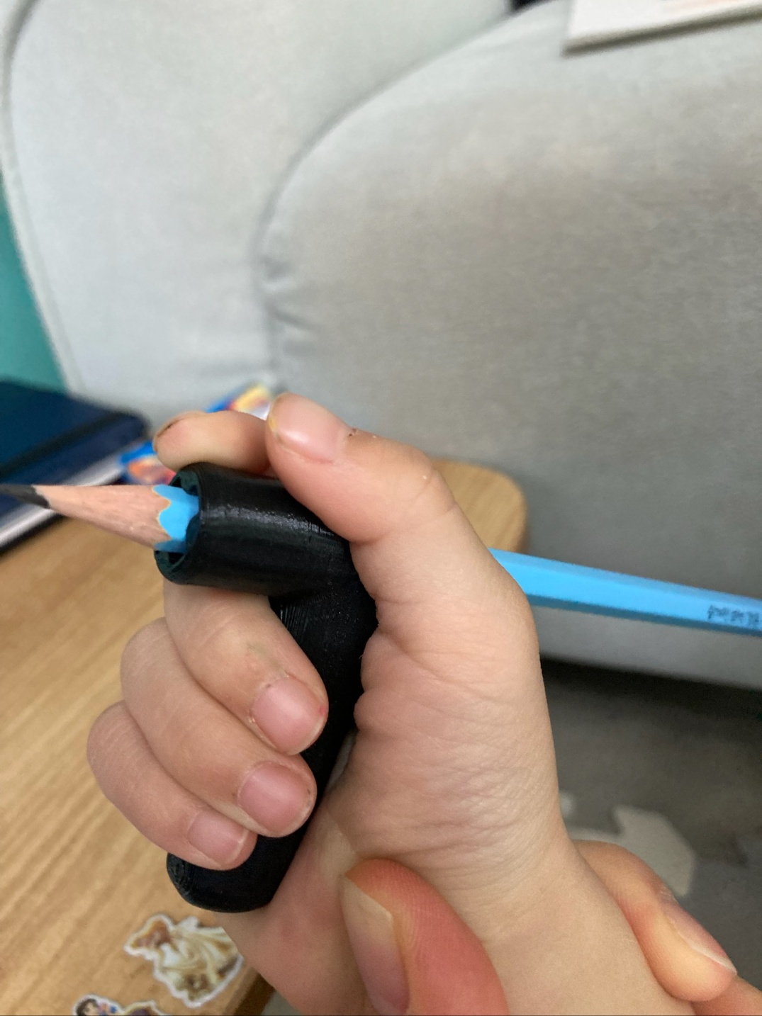 필기 보조기기(기둥형)