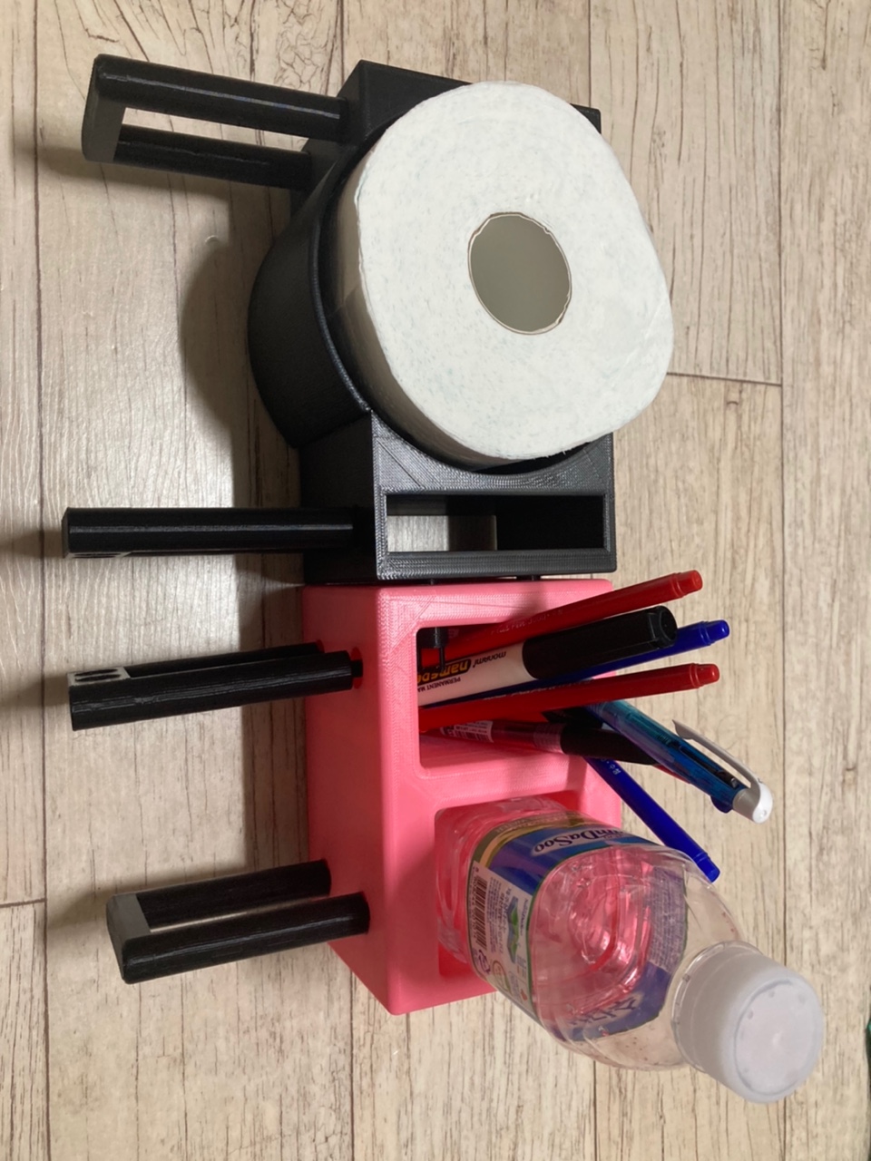 휠체어 보조 수납공간 및 휴지공간