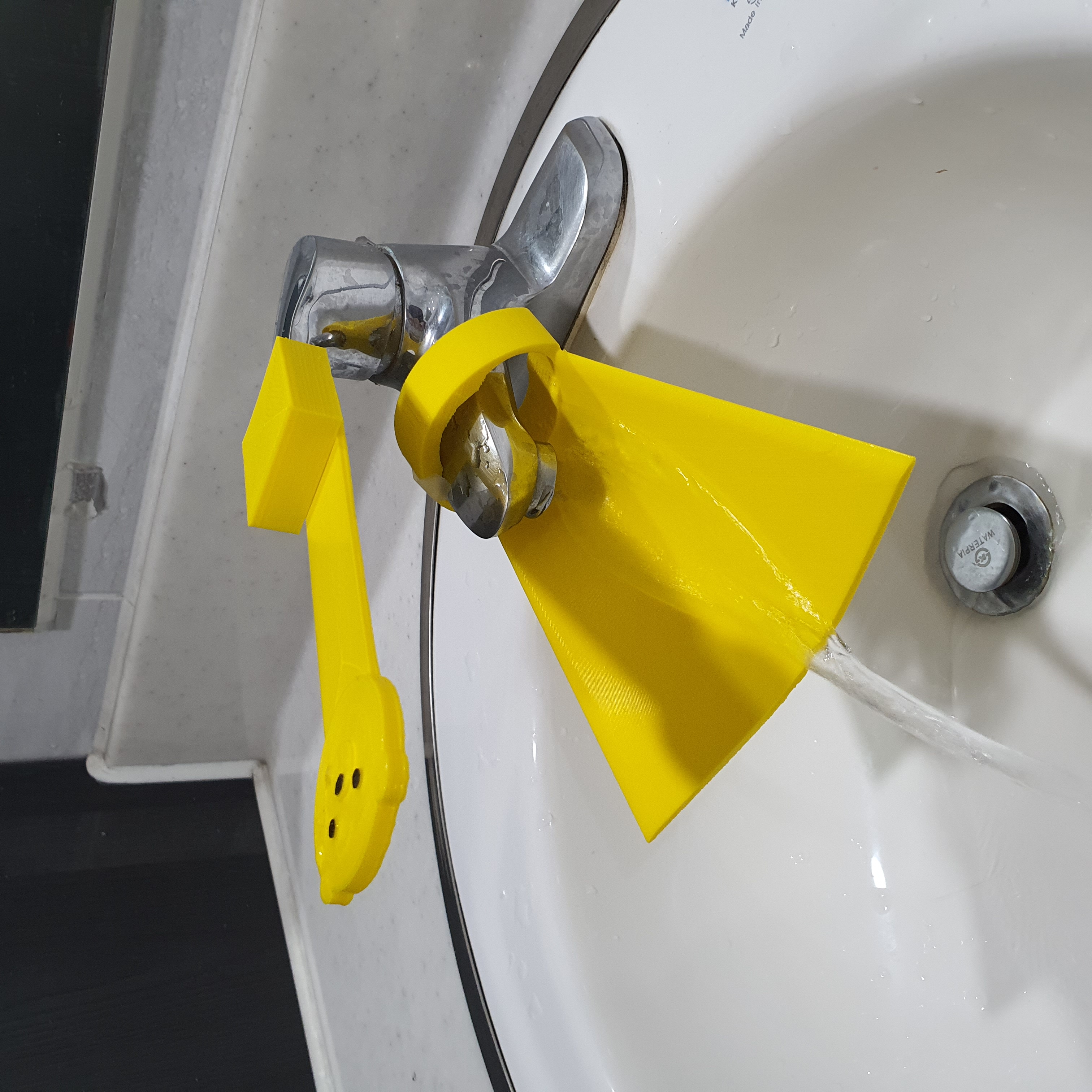 길어져라 수도꼭지