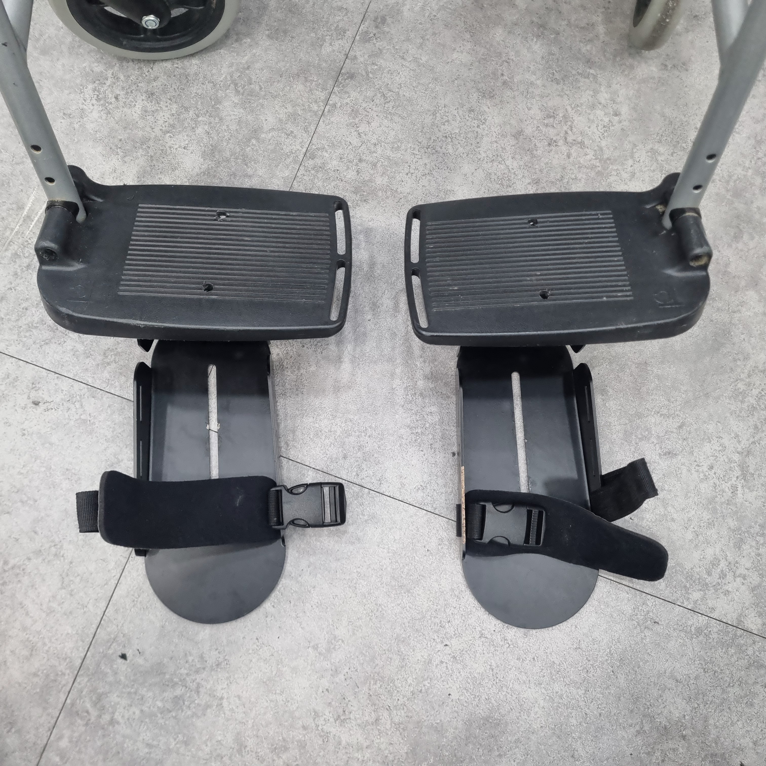 수동휠체어 발판 개조