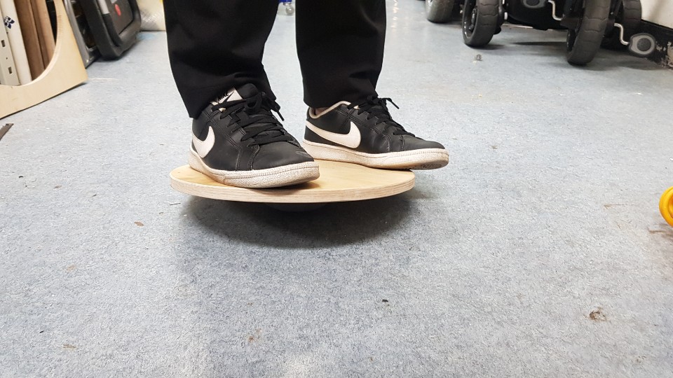 원형 균형훈련보조기기