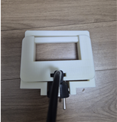 [2025년 공모전 수상작 - 우수상] 간편 플러그 분리기