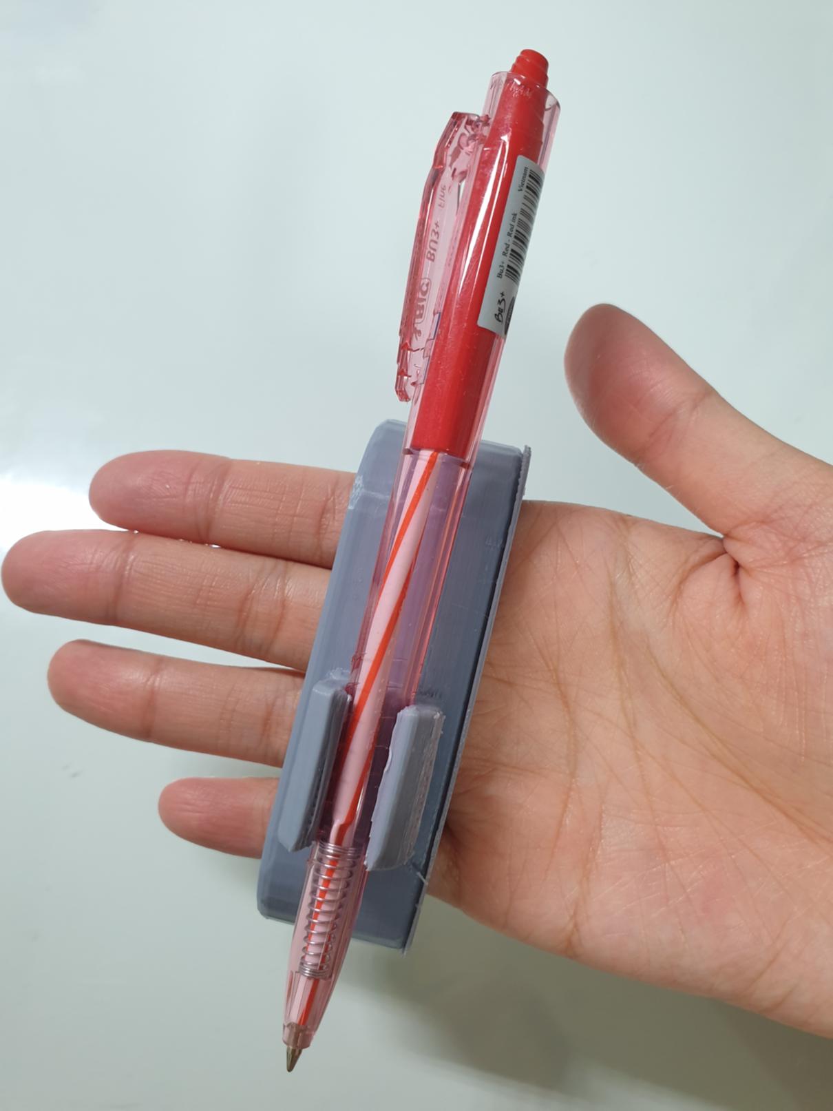 손에 고정하는 연필 그리퍼